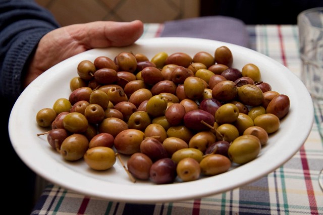 olive-caiazzane-agriturismo-Sangiovanni