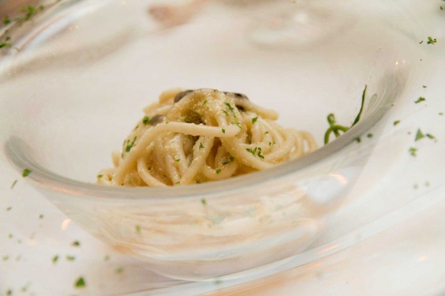 spaghetti-aglio-olio-Taverna-del-Capitano-Nerano