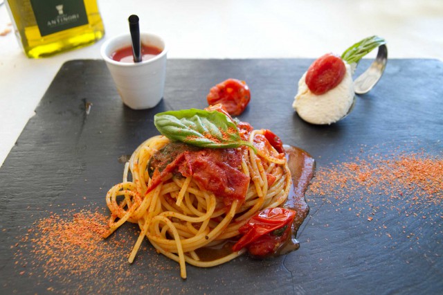 spaghetti pomodoro Pietro Parisi