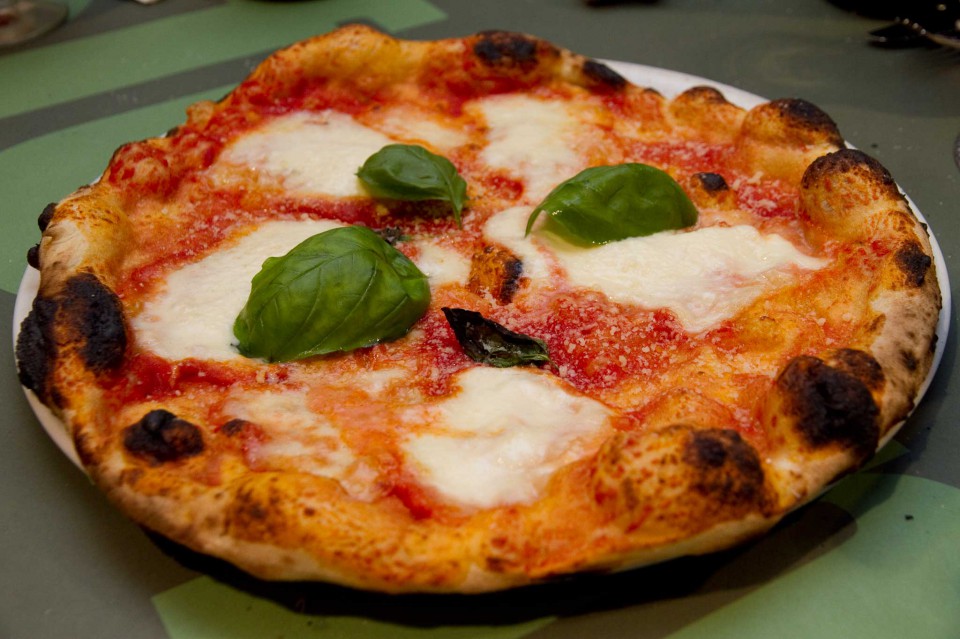 pizza margherita Sforno Roma