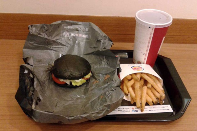 hamburger nero scartato