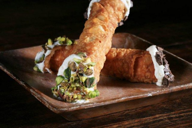 cannoli Donatella Arpaia