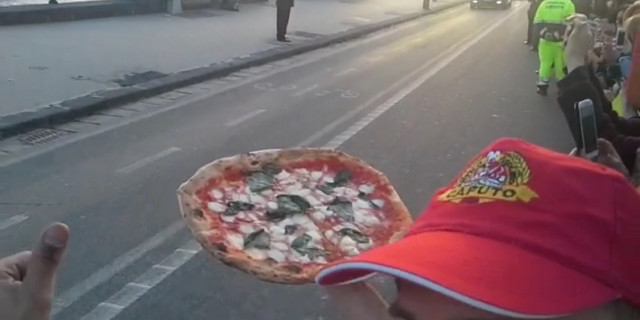 pizza Papa Sorbillo