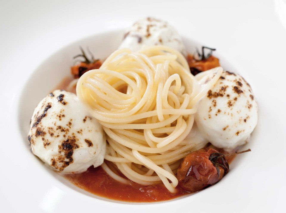 spaghetti pomodoro mozzarella