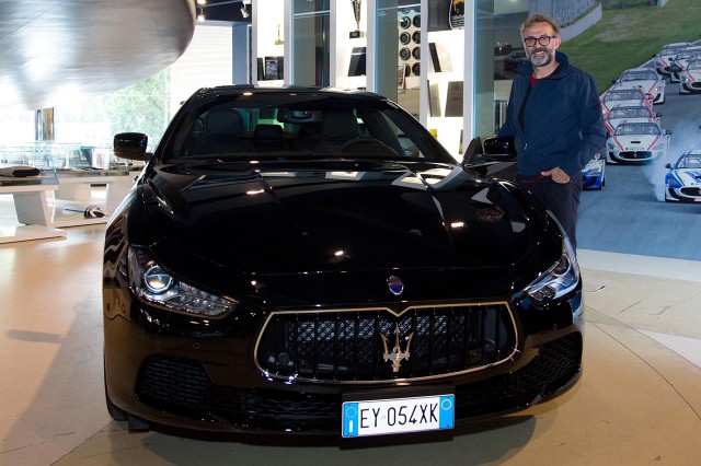 Massimo Bottura ritira la sua Maserati Ghibli S Q4 presso la sede Maserati di Modena_
