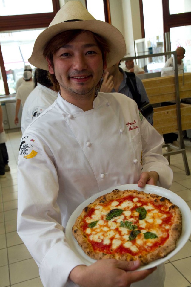 'Pasquale'-Makishima-pizza-margherita