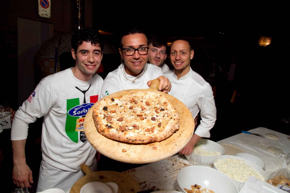 pizza tarallo Gino Sorbillo