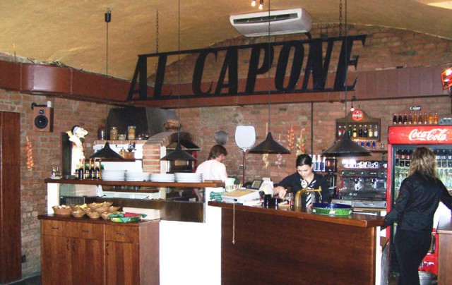 Al Capone pizzeria