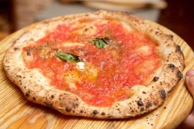 pizza marinara