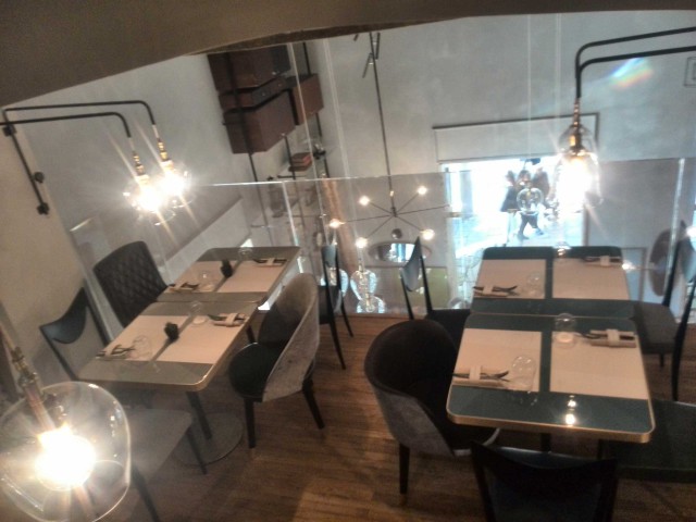 Cannavacciuolo Café & Bistrot tavoli