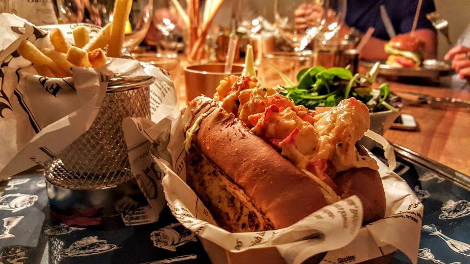 Classico Brescia lobster roll