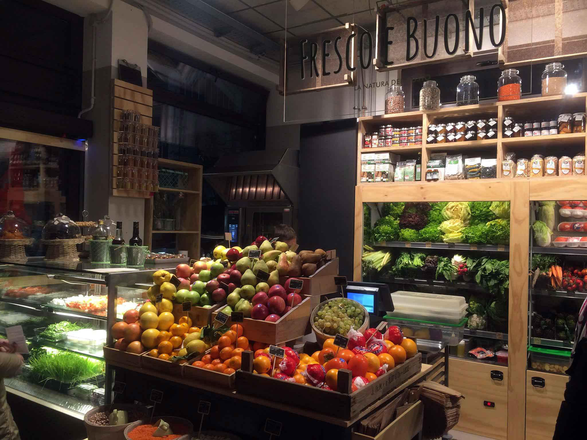 Mercato del Suffragio Milano frutta verdura