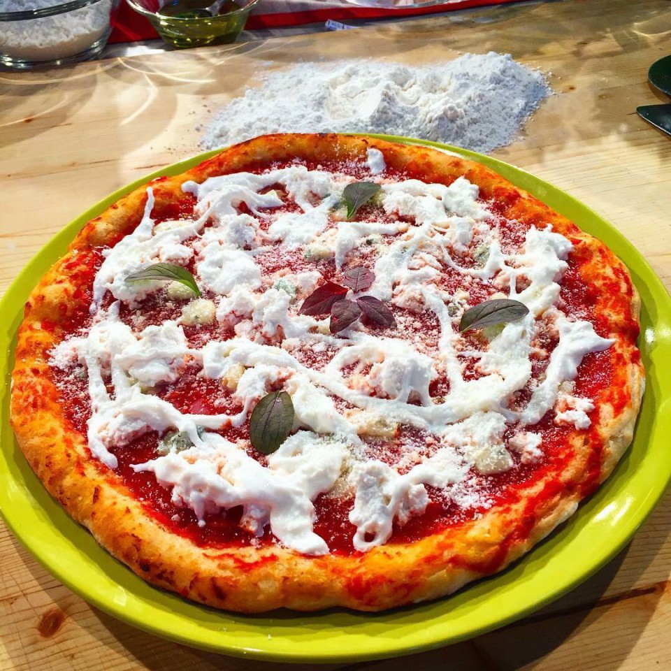 Pizza Quattro Latti Gino Sorbillo Rai