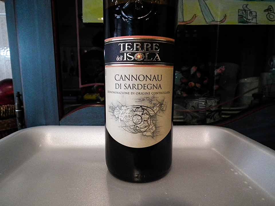 Cannonau di Sardegna con etichetta Sicilia