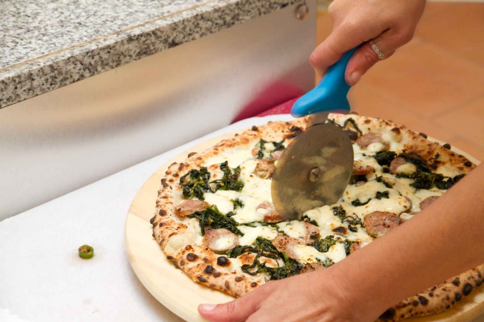 maria-cacialli-pizza-salsiccia-friarielli