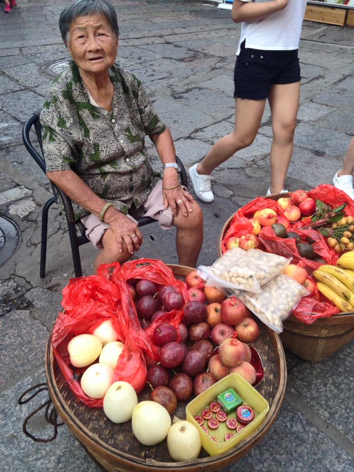 cina-frutta-mercato