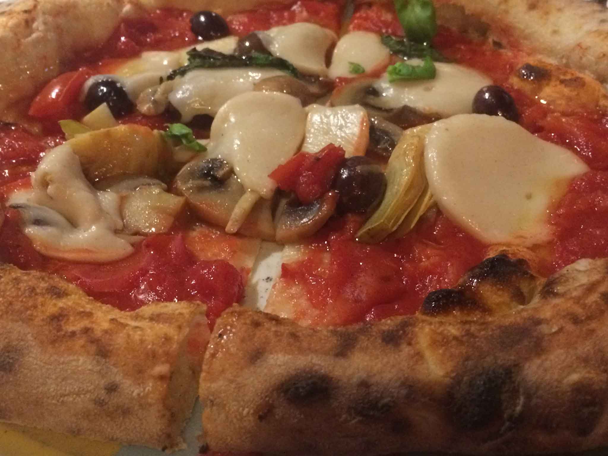 rossopomodoro-pizza-vegana-capuano-capricciosa1