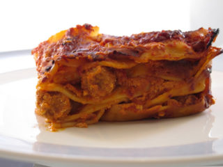 Lasagna di grano duro, ragù e ricotta: la ricetta perfetta