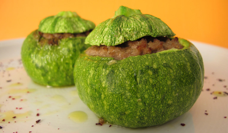 Ricetta: zucchine di sostanza con la carne di agnello