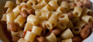 Dialoghi d’estate/6 La pasta e fagioli di “Negusina”