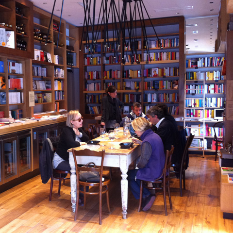 A Roma Settembrini Apre La Libreria Con Cucina E Nutre Anima E Stomaco