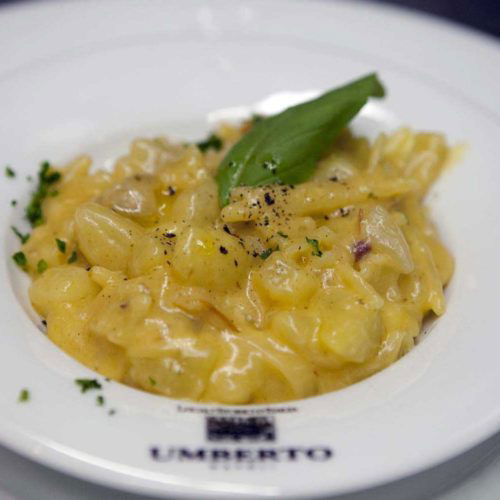 Pasta patate e provola ricetta