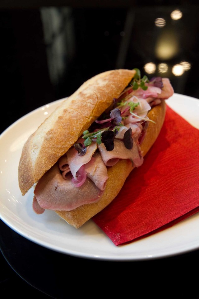 Romeo-panini-pastrami-2