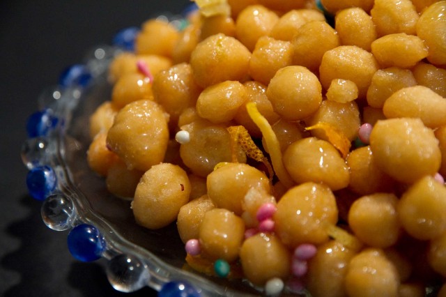 Rose Di Natale Dolci.Ricetta Irrinunciabile I Migliori Struffoli Di Natale Con Nonna Rosa