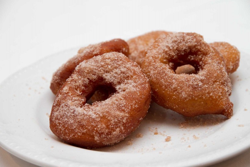 zeppole-natale-La-Torre-Massa-Lubrense