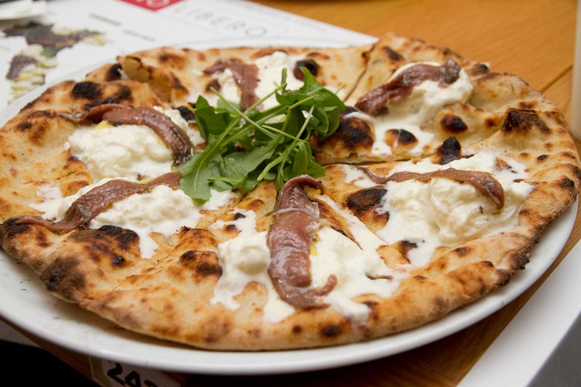pizza eatalay roma stracciatella alici
