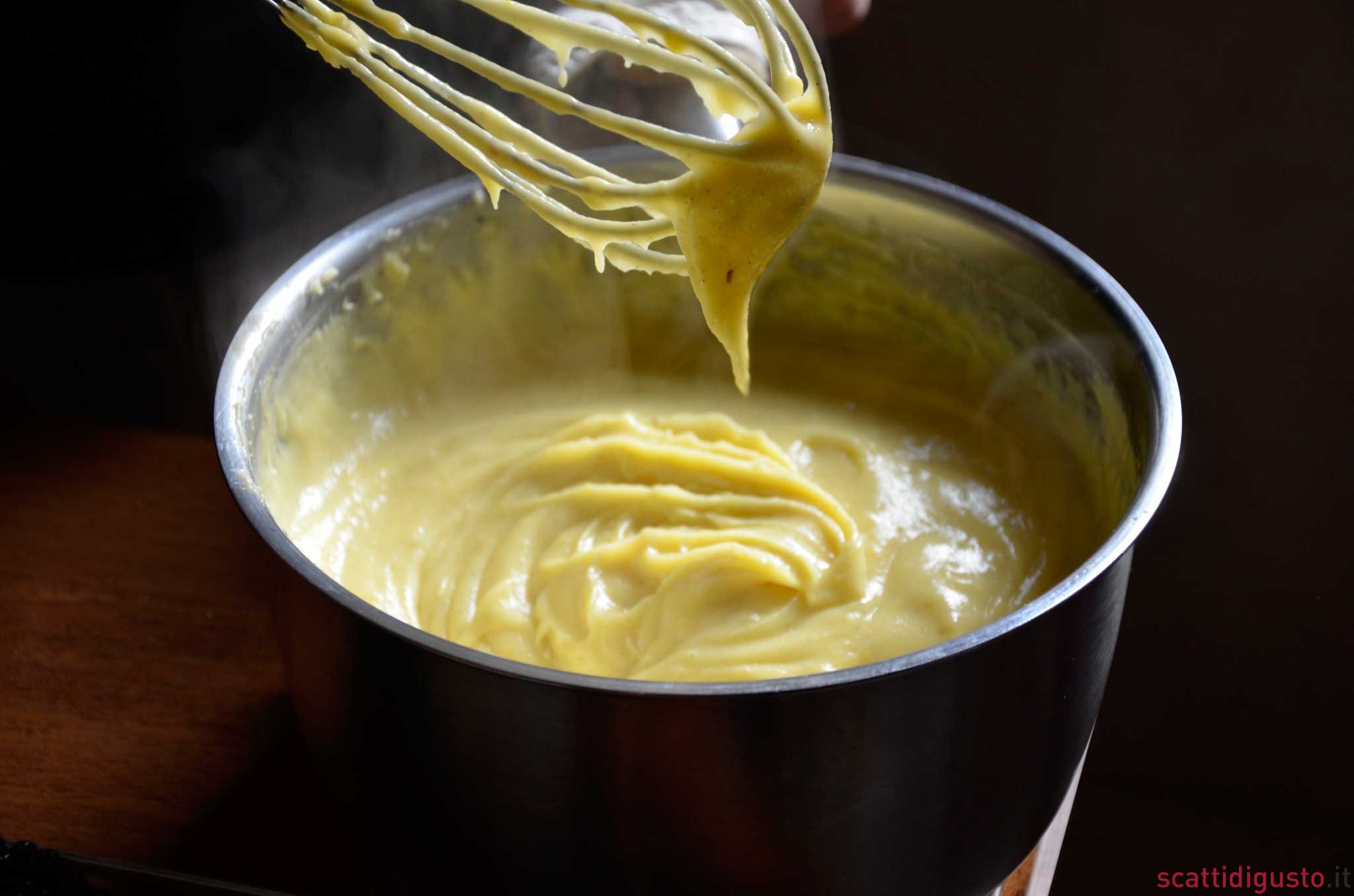 Crema pasticcera. Guida alla ricetta e all&amp;#39;utilizzo degli ingredienti