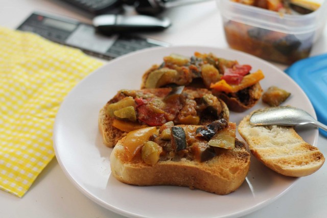 ratatouille-con-bruschetta
