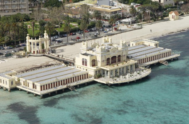 Antonella Clerici ci ripensa: maestri del pesce al Charleston di Mondello