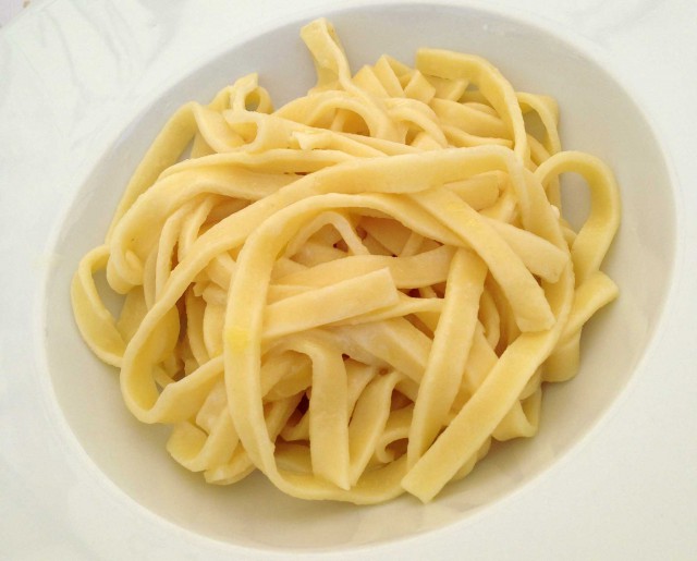 tagliatelle-fresche-cortile-arabo-ristorante-Sicilia