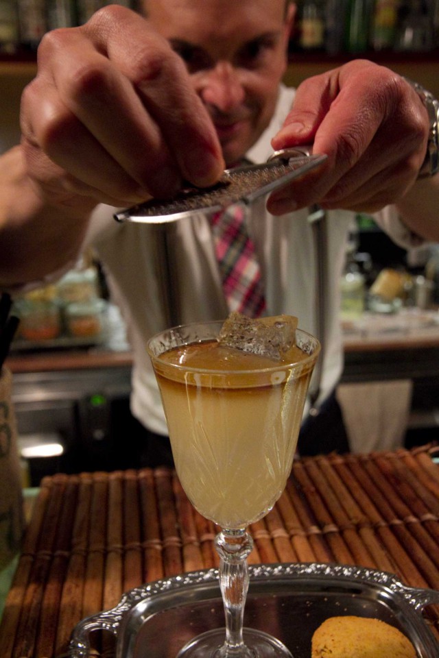cocktail Golden Mai ricetta 03