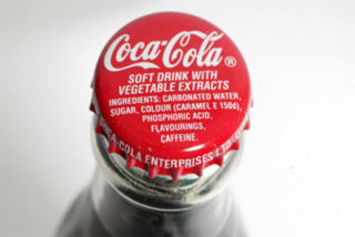 La Coca-Cola non fa bene e le gomme non lavano i denti. Lo dice l’antitrust