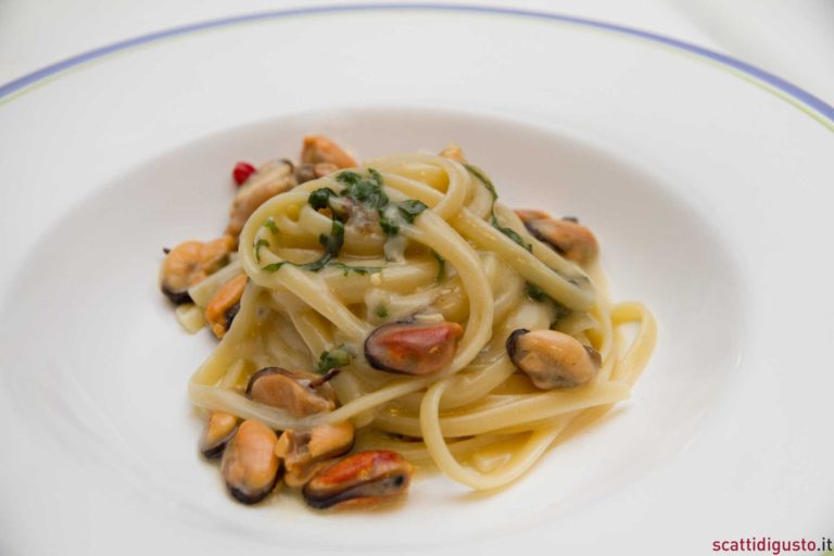 Paestum. Osteria Torre di Mare da annotare per genovese di tonno e spigola fritta