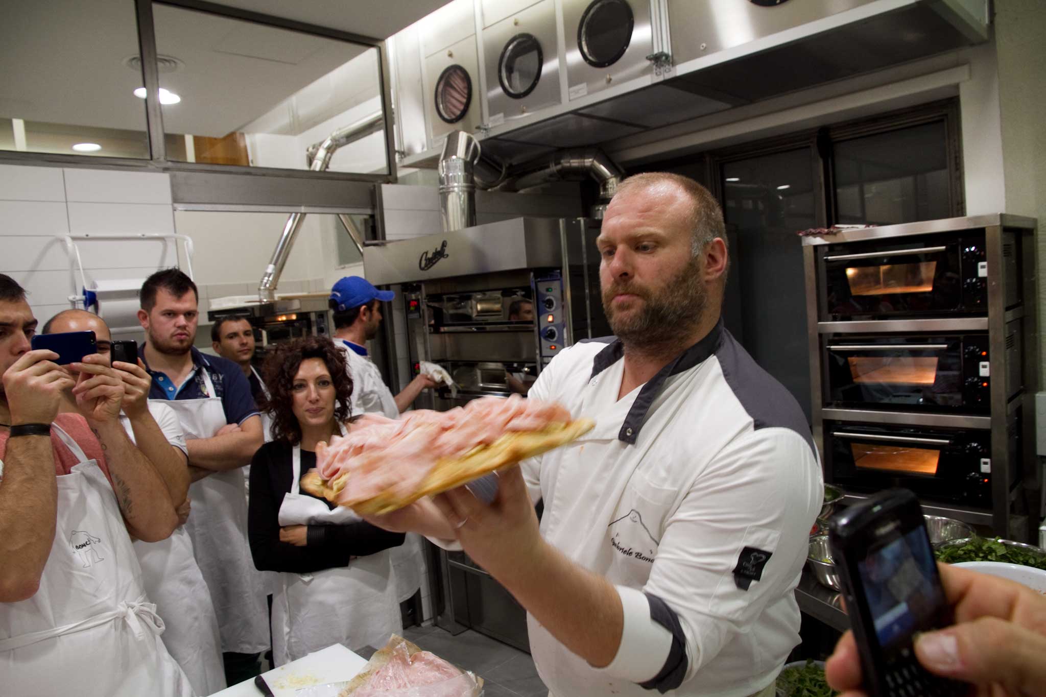 Lezioni Di Pizza La Ricetta Per Fare La Pizza Di Gabriele Bonci A Casa