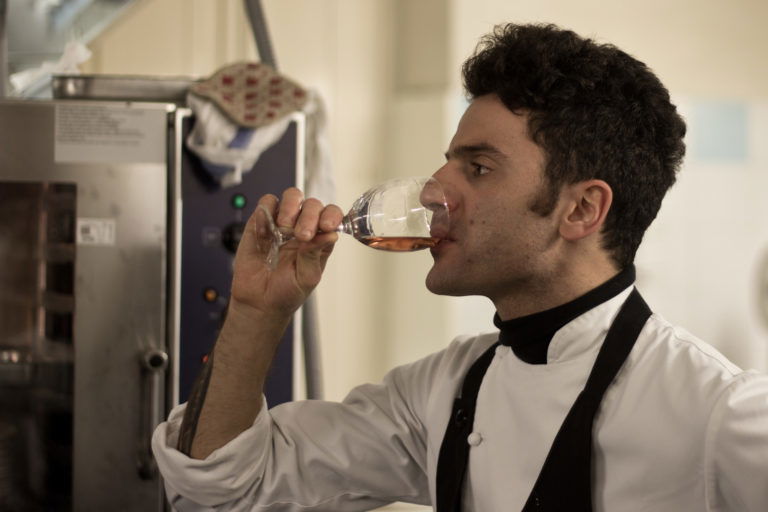 Postrivoro. Il ristorante mette d&#8217;accordo bistrot e stelle Michelin