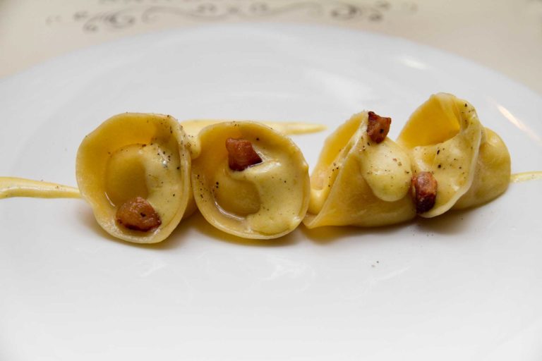 Lo chef lascia il ristorante e va a scuola: nasce una nuova tendenza?
