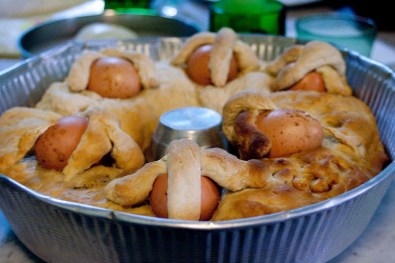 Casatiello napoletano: guida alla scelta degli ingredienti migliori