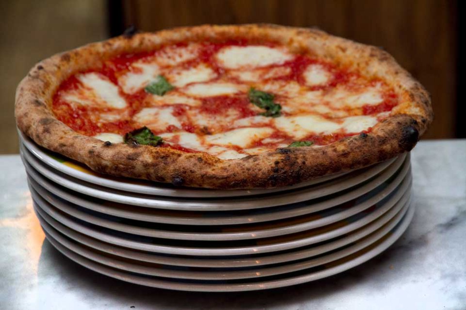pizza Regina Margherita
