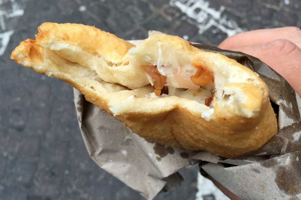 Nuove pizzerie Sorbillo pizza fritta, Lungomare Napoli, Venezia