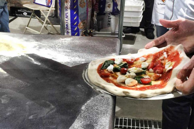 pizza in gara Caputo