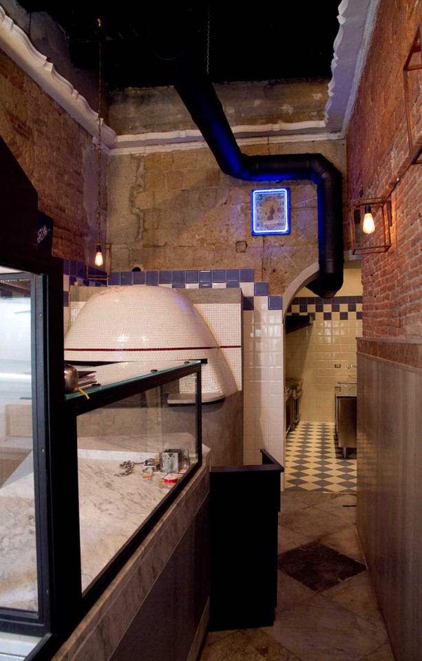 Pizza fritta. Sorbillo apre la pizzeria Esterina 2 Tribunali a Napoli