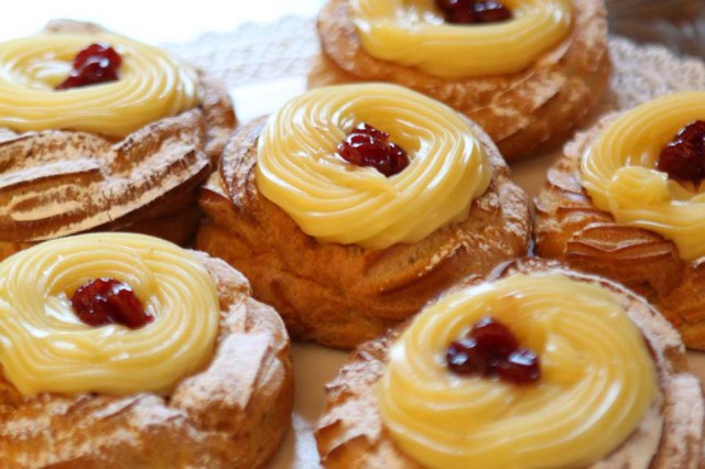 Zeppole-San-Giuseppe-Sirica