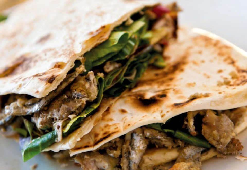 Piadina romagnola fatta in casa: ricetta tradizionale. Occhio ai 5 errori