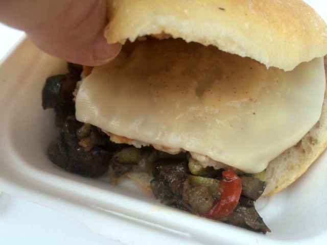 hamburger coccodrillo formaggio