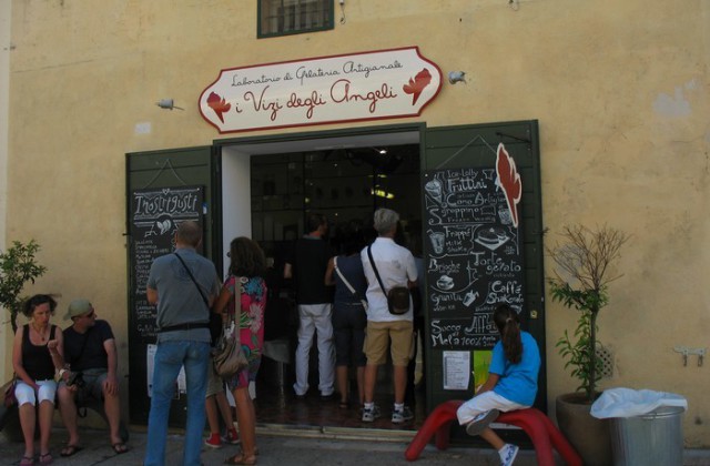 gelateria i vizi degli angeli Matera