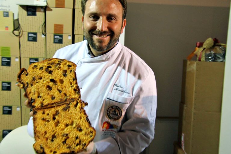 I 10 migliori panettoni di Re Panettone, carbone vegetale compreso